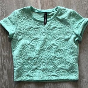 Floral imprinted crop tee